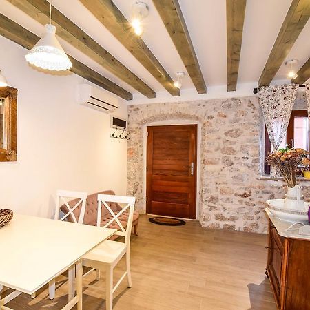 Anja Apartments Sibenik Bagian luar foto
