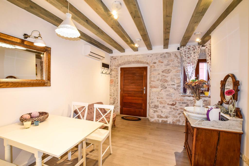 Anja Apartments Sibenik Bagian luar foto